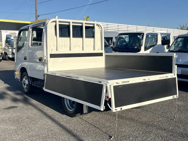 トヨタ ダイナ 2RG-XZU605(2WD)の写真7