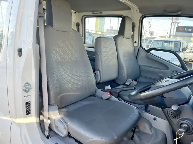 トヨタ ダイナ 2RG-XZU605(2WD)の写真14