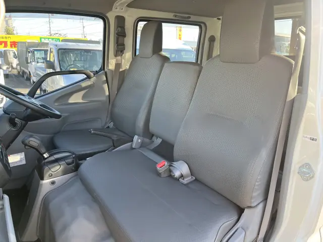 トヨタ ダイナ 2RG-XZU605(2WD)の写真15