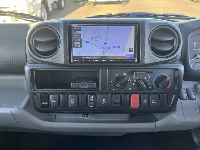 トヨタ ダイナ 2RG-XZU605(2WD)の写真18