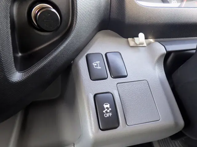 日野 デュトロ TKG-XZU712M(2WD)の写真23