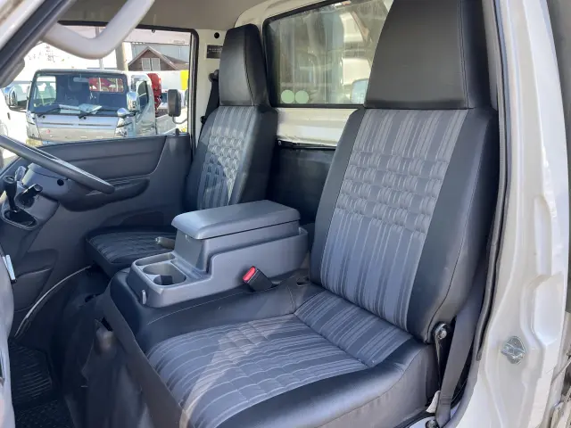 マツダ ボンゴトラック DBF-SLP2T(2WD)の写真17