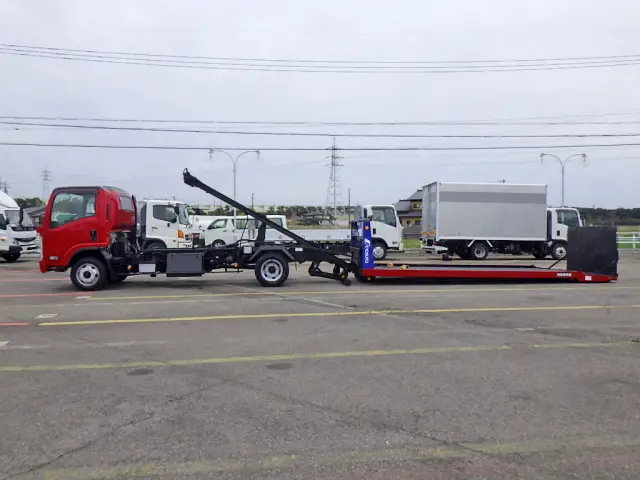 いすゞ エルフ TPG-NPS85AN(4WD)の写真4