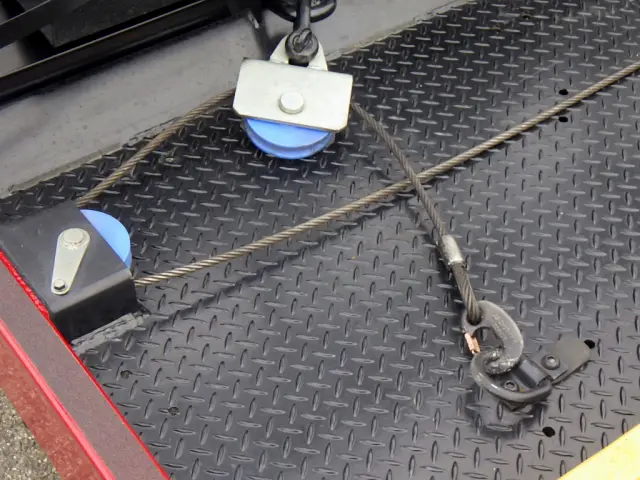 いすゞ エルフ TPG-NPS85AN(4WD)の写真10