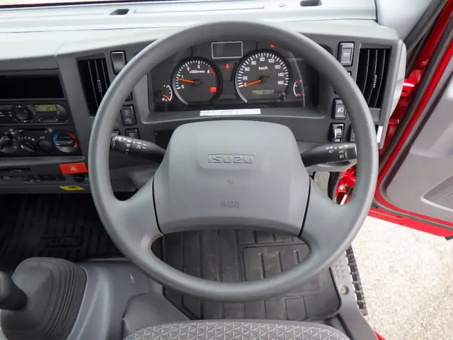 いすゞ エルフ TPG-NPS85AN(4WD)の写真16