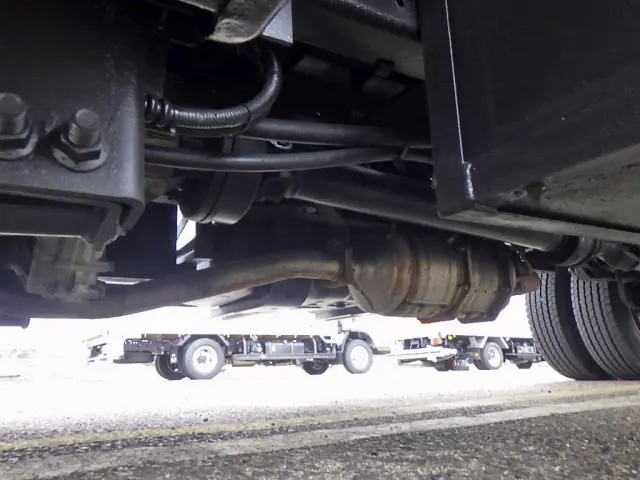 いすゞ エルフ TPG-NPS85AN(4WD)の写真32