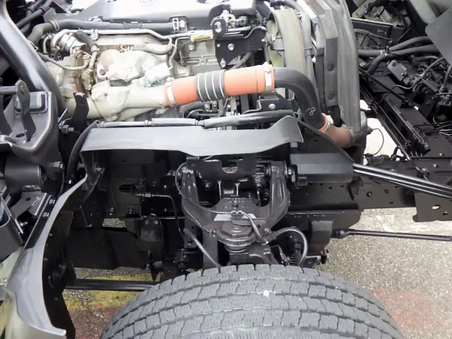 いすゞ エルフ TPG-NPS85AN(4WD)の写真40