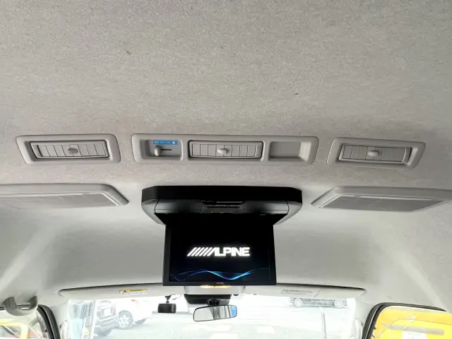 トヨタ ハイエースコミューター QDF-GDH223B(2WD)の写真18