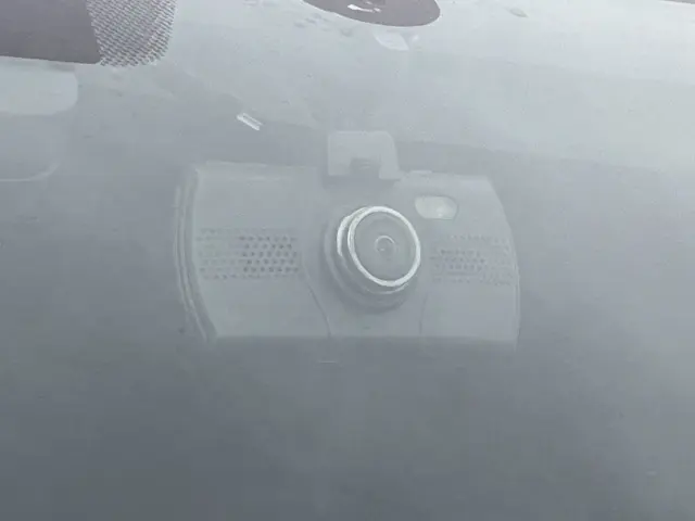 トヨタ ハイエースコミューター QDF-GDH223B(2WD)の写真31