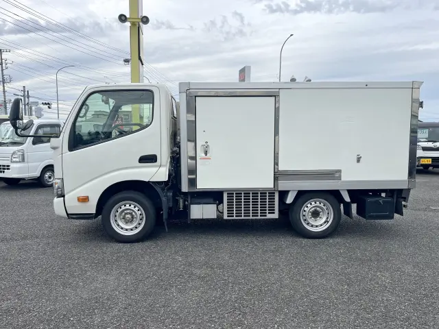 トヨタ ダイナ QDF-KDY221(2WD)の写真3