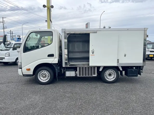 トヨタ ダイナ QDF-KDY221(2WD)の写真4