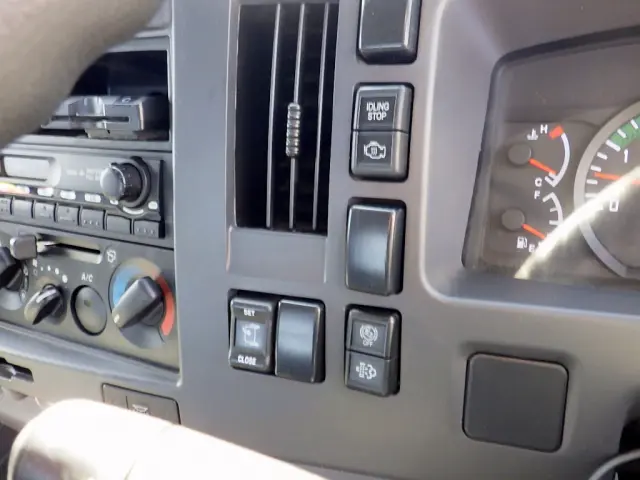 いすゞ フォワード PDG-FRR34S2(2WD)の写真17