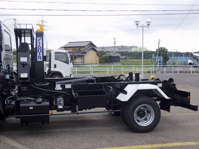 三菱 ファイター 2KG-FK72F(2WD)の写真9