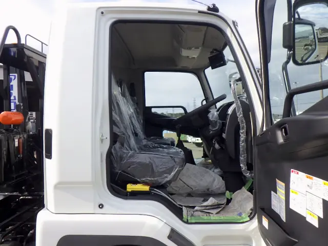 三菱 ファイター 2KG-FK72F(2WD)の写真42