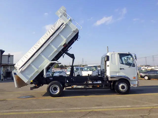 三菱 ファイター 2KG-FK62FZ(2WD)の写真8