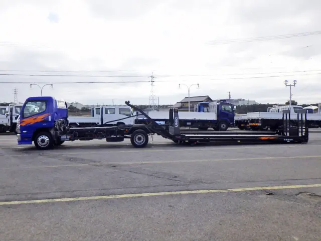 三菱 キャンター 2RG-FEB80(2WD)の写真4