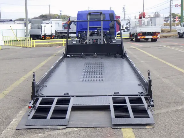 三菱 キャンター 2RG-FEB80(2WD)の写真7