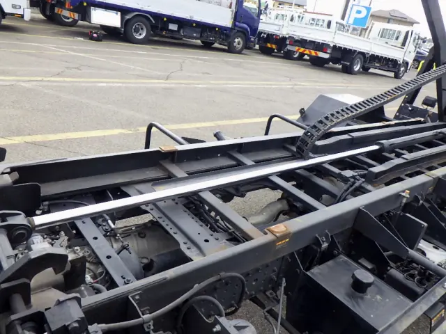 三菱 キャンター 2RG-FEB80(2WD)の写真13