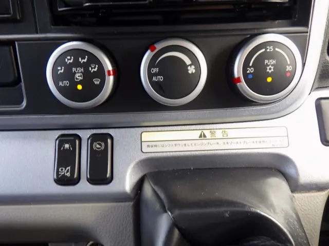 三菱 キャンター 2RG-FEB80(2WD)の写真23