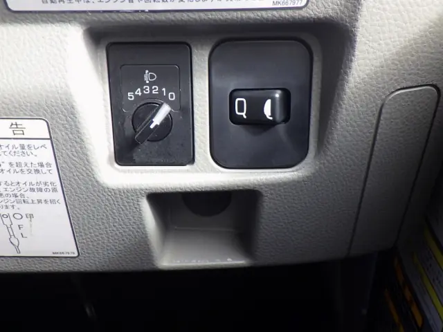 三菱 キャンター 2RG-FEB80(2WD)の写真26