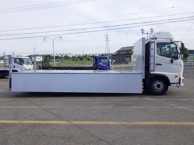 日野 レンジャー 2KG-FC2ABA(2WD)の写真8