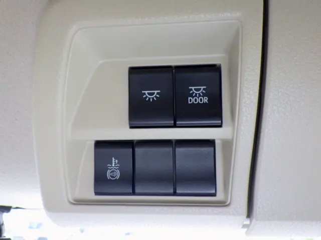 日野 レンジャー 2KG-FC2ABA(2WD)の写真23