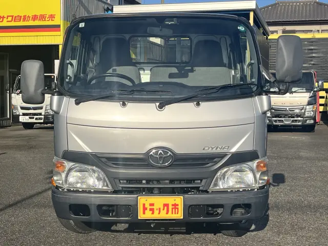 トヨタ ダイナ TKG-XZC600(2WD)の写真2