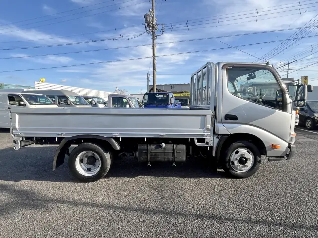トヨタ ダイナ TKG-XZC600(2WD)の写真4