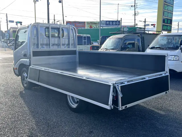 トヨタ ダイナ TKG-XZC600(2WD)の写真7