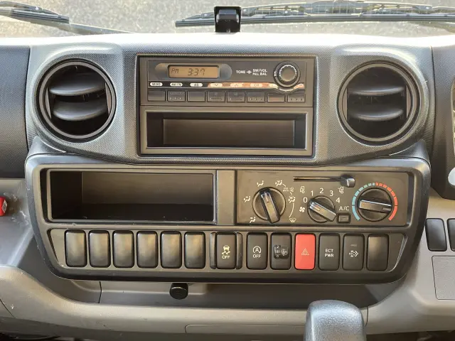 トヨタ ダイナ TKG-XZC600(2WD)の写真18