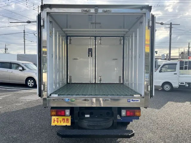 日野 デュトロ 2RG-XZC605M(2WD)の写真7