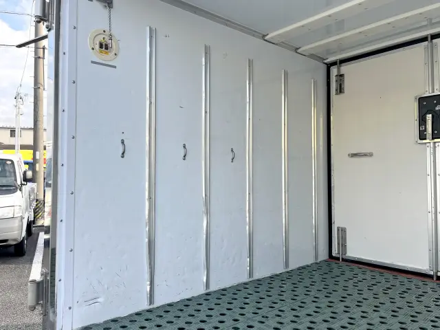 日野 デュトロ 2RG-XZC605M(2WD)の写真8