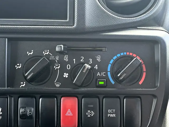 日野 デュトロ 2RG-XZC605M(2WD)の写真25