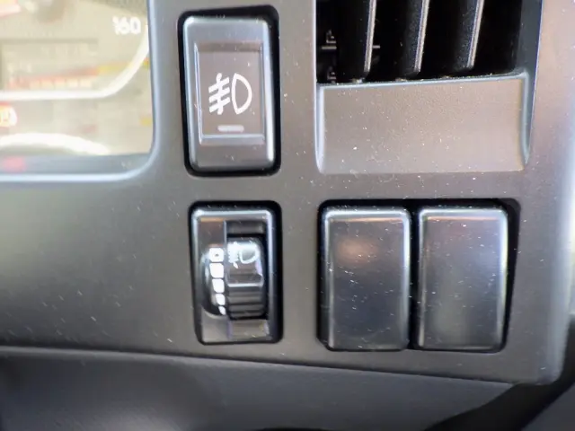 いすゞ フォワード 2PG-FRR90S1(2WD)の写真24