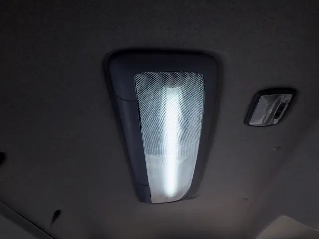 いすゞ フォワード 2PG-FRR90S1(2WD)の写真27