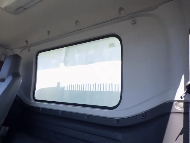 いすゞ フォワード 2PG-FRR90S1(2WD)の写真28