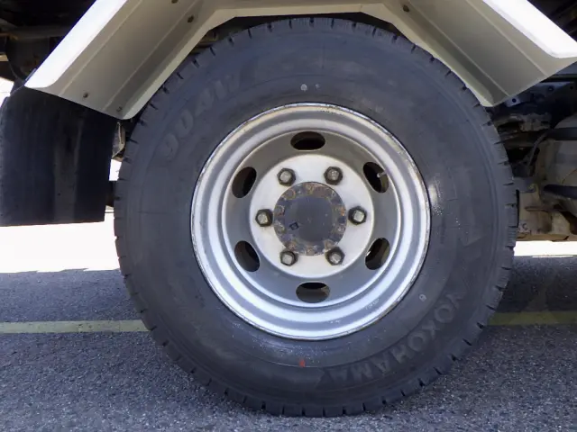 いすゞ フォワード 2PG-FRR90S1(2WD)の写真34