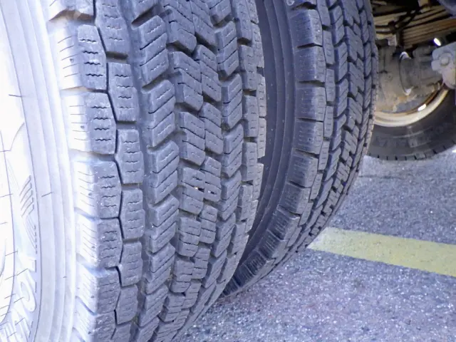 いすゞ フォワード 2PG-FRR90S1(2WD)の写真35