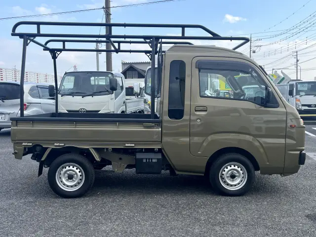 ダイハツ ハイゼットトラック EBD-S510P(4WD)の写真4