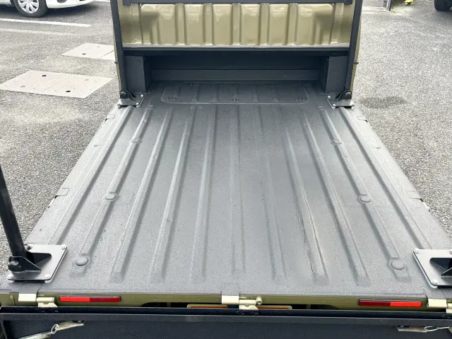 ダイハツ ハイゼットトラック EBD-S510P(4WD)の写真9