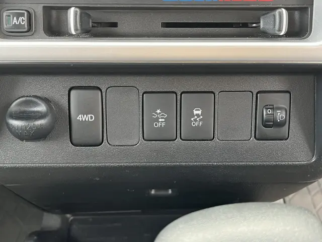 ダイハツ ハイゼットトラック EBD-S510P(4WD)の写真18