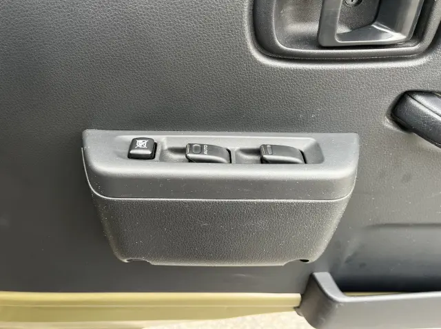 ダイハツ ハイゼットトラック EBD-S510P(4WD)の写真21