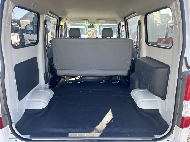 トヨタ タウンエースバン DBF-S412M(4WD)の写真9