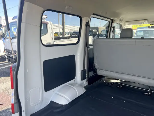 トヨタ タウンエースバン DBF-S412M(4WD)の写真10