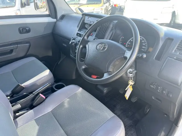 トヨタ タウンエースバン DBF-S412M(4WD)の写真15