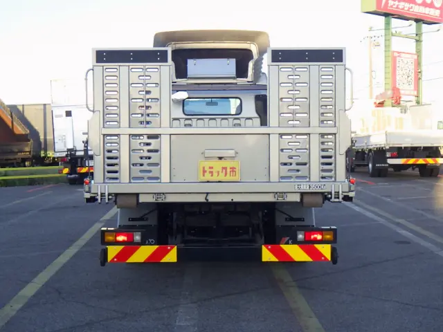 三菱 キャンター 2RG-FEB90(2WD)の写真6