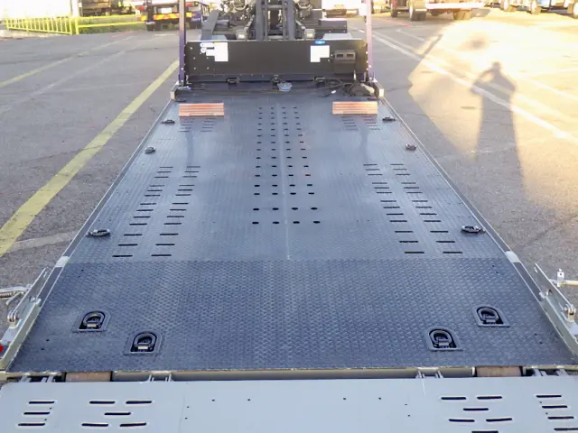 三菱 キャンター 2RG-FEB90(2WD)の写真9