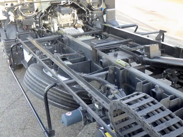 三菱 キャンター 2RG-FEB90(2WD)の写真11