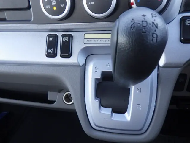 三菱 キャンター 2RG-FEB90(2WD)の写真16