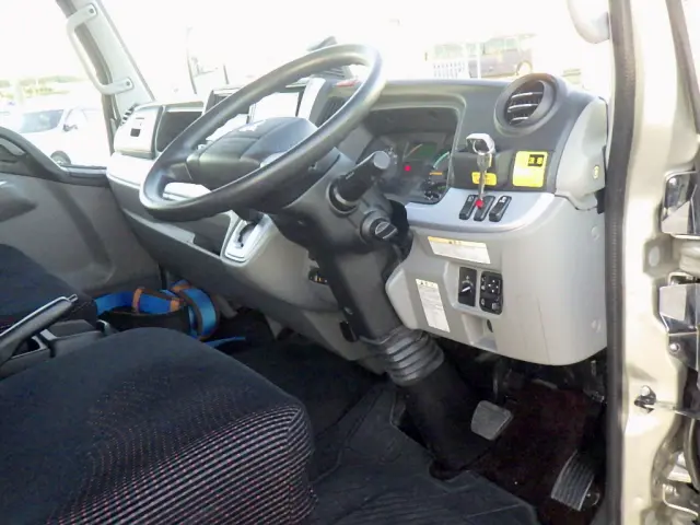 三菱 キャンター 2RG-FEB90(2WD)の写真43